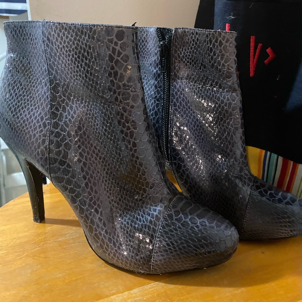 Nine West snake skin stiletto booties